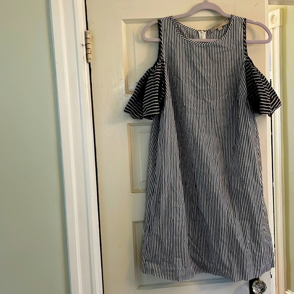 Loft summer dress, light weight and comfortable